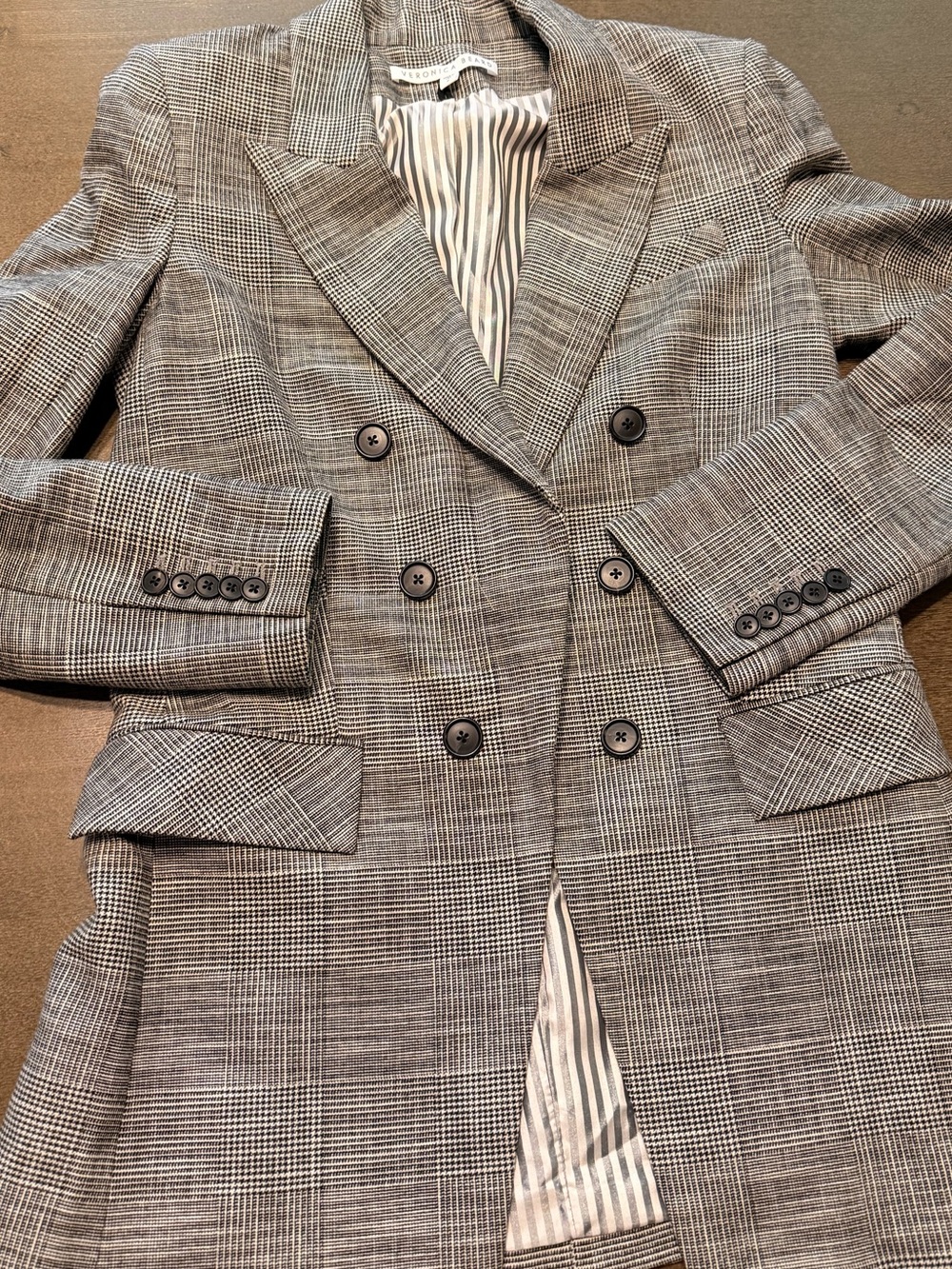 Veronica Beard Grey Plaid Blazer Double-Breasted Tailored (Dickey compatible) 8